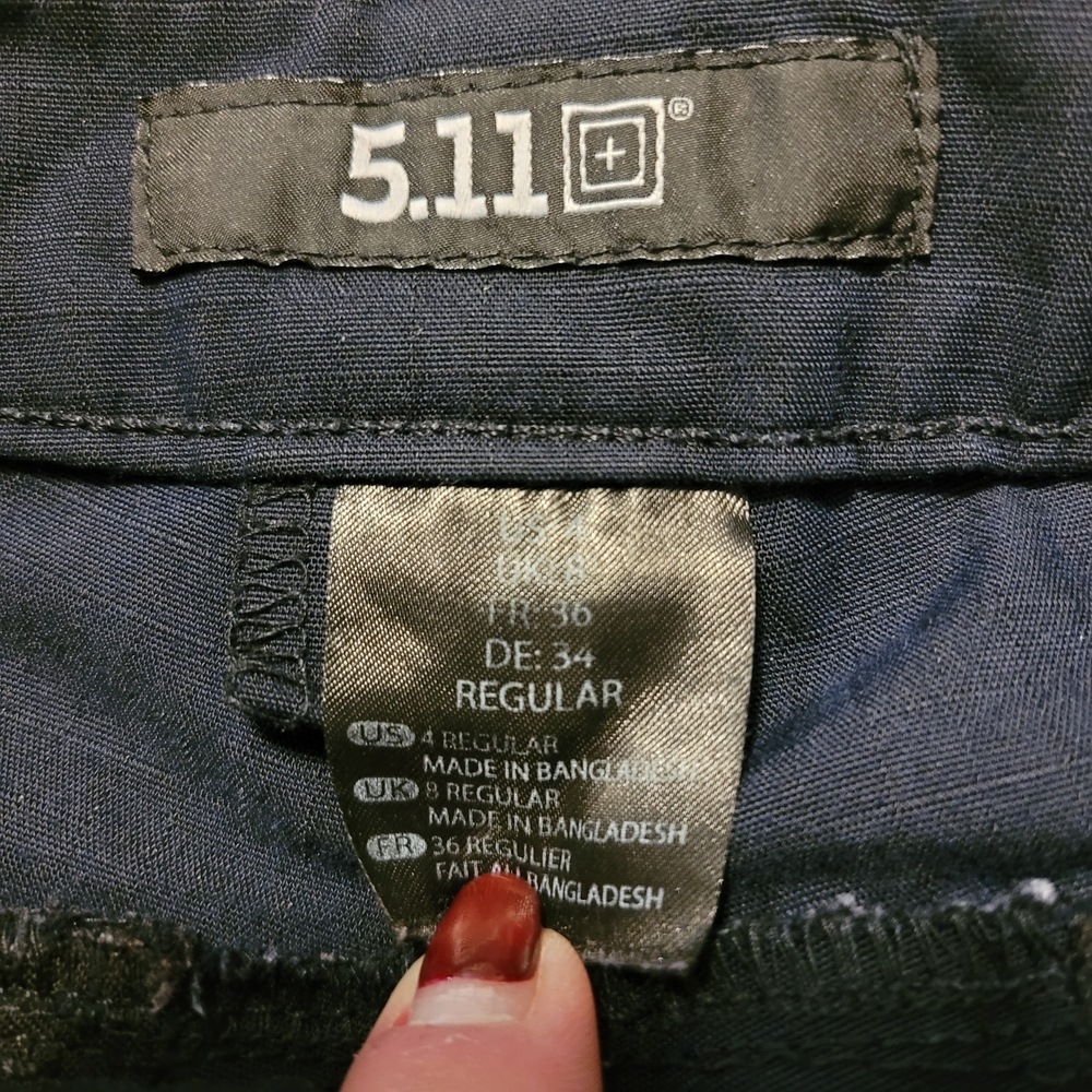 5.11 Tactical Dark Blue Cargo Pants - Picture 3 of 3